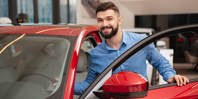 Courtier pour négocier un leasing de voiture électrique : quels avantages ?